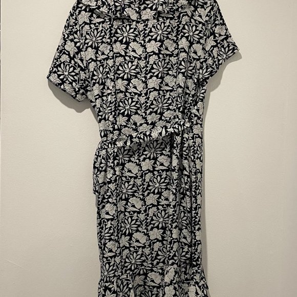 LOFT Floral Wrap Dress - Picture 5 of 6